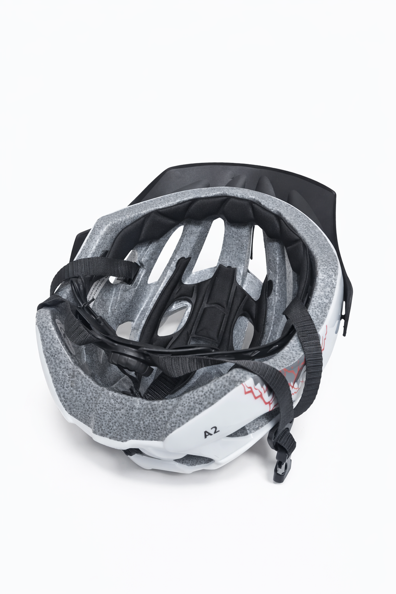 Load image into Gallery viewer, GUB HELMET ADULT A2 WITH REAR LED LIGHT
